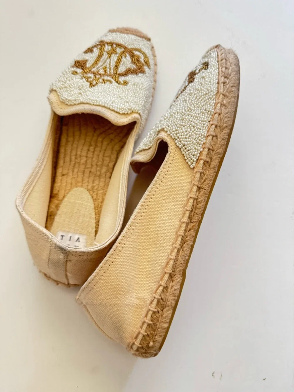 Tiana Gold & White Embellished Slip-On Flats Espadrille size 9